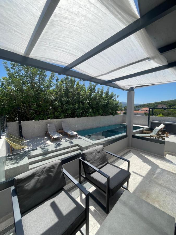 Apartments Belic With Pool Jelsa  Dış mekan fotoğraf
