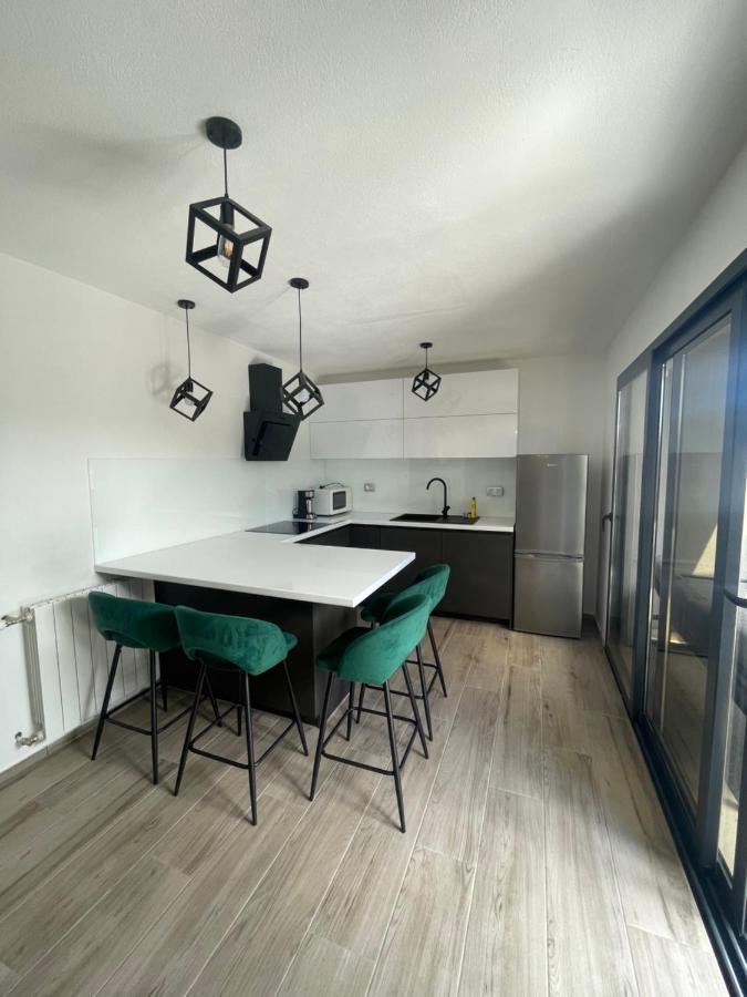 Apartments Belic With Pool Jelsa  Dış mekan fotoğraf