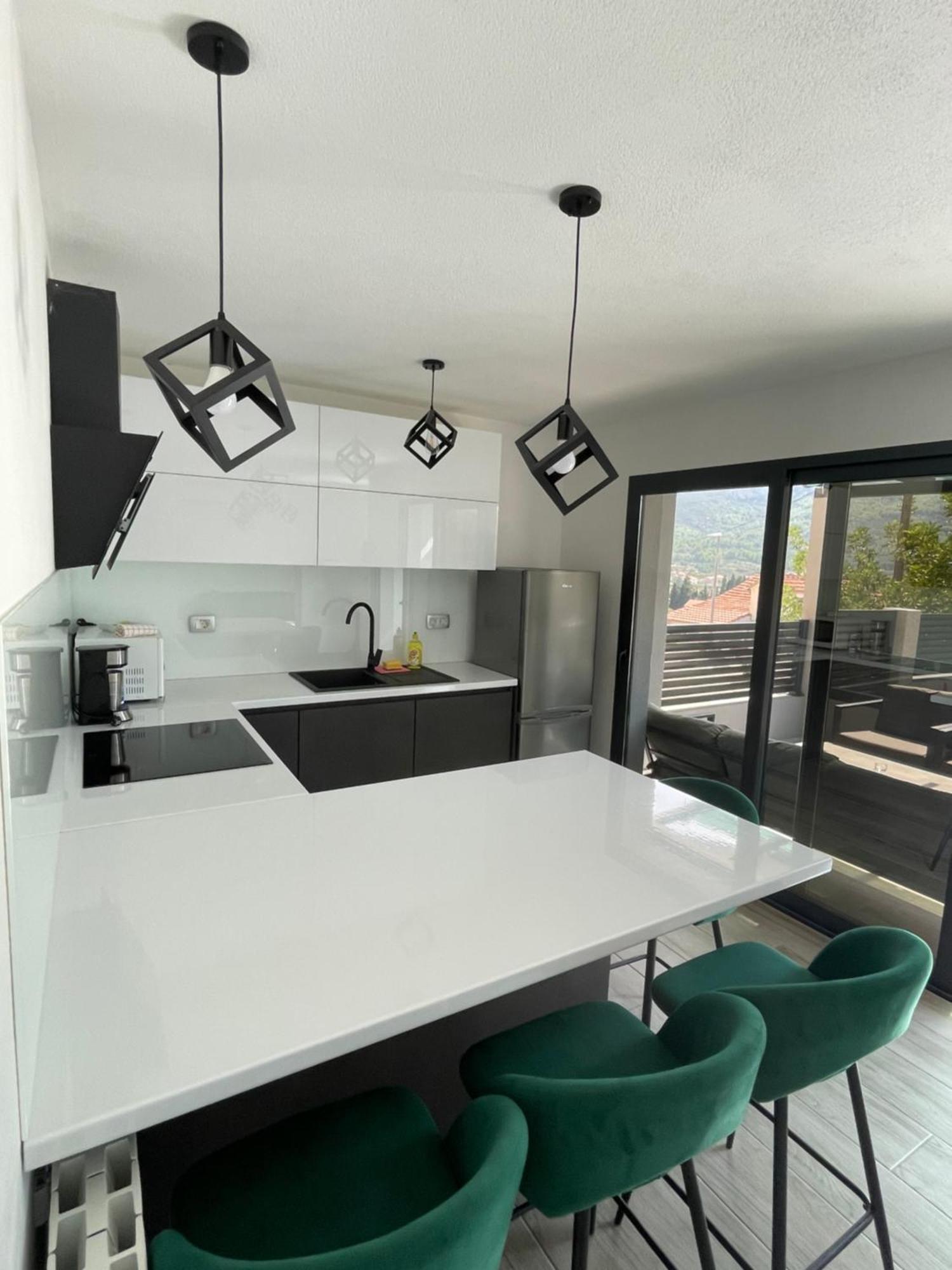 Apartments Belic With Pool Jelsa  Dış mekan fotoğraf
